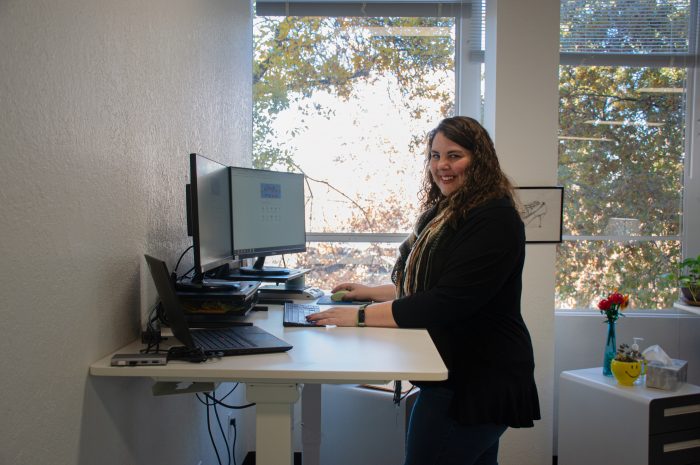 Local California registered agents working in office
